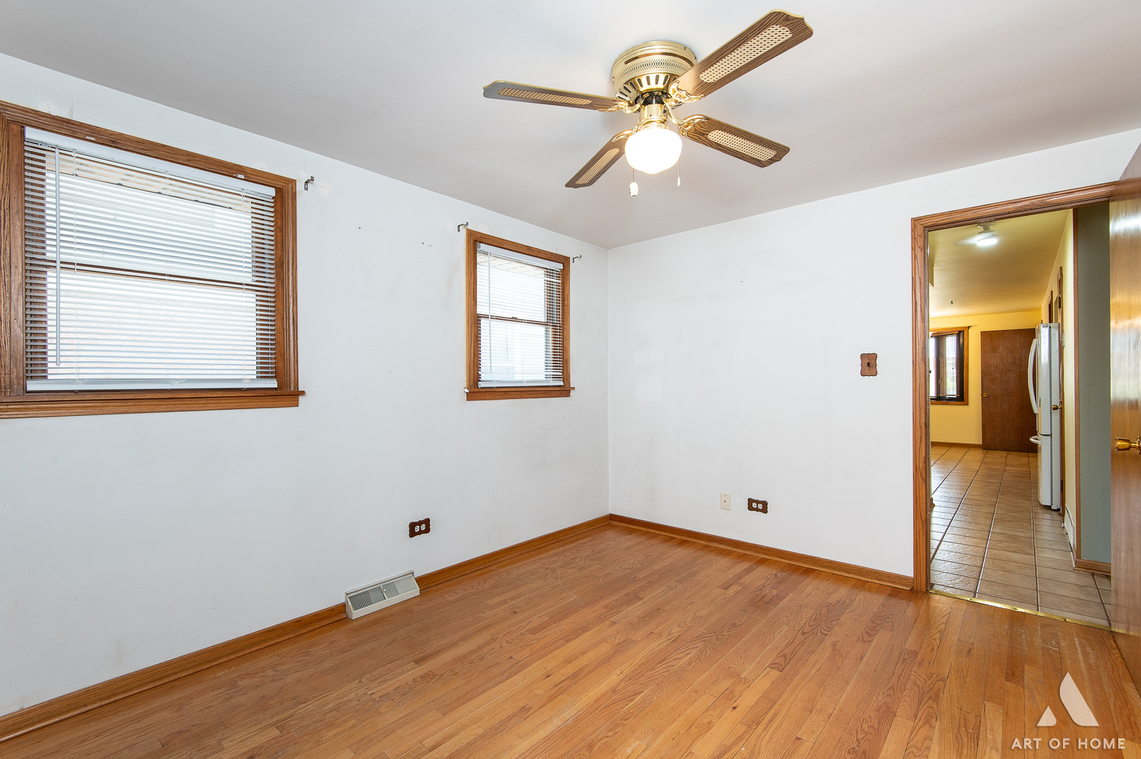 6225 W 63rd Place, Chicago, IL 60638
