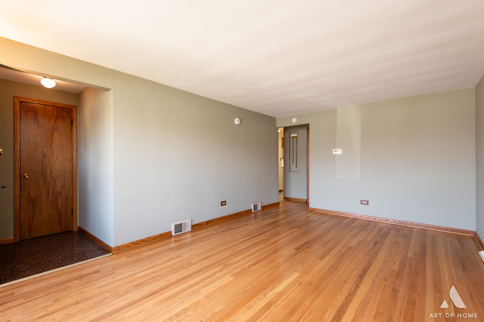 6225 W 63rd Place, Chicago, IL 60638
