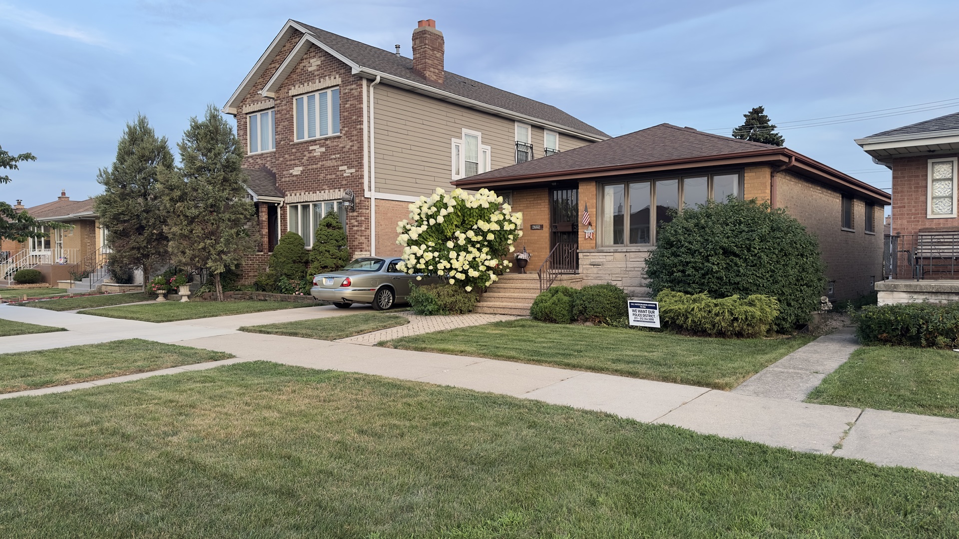 6225 W 63rd Place, Chicago, IL 60638