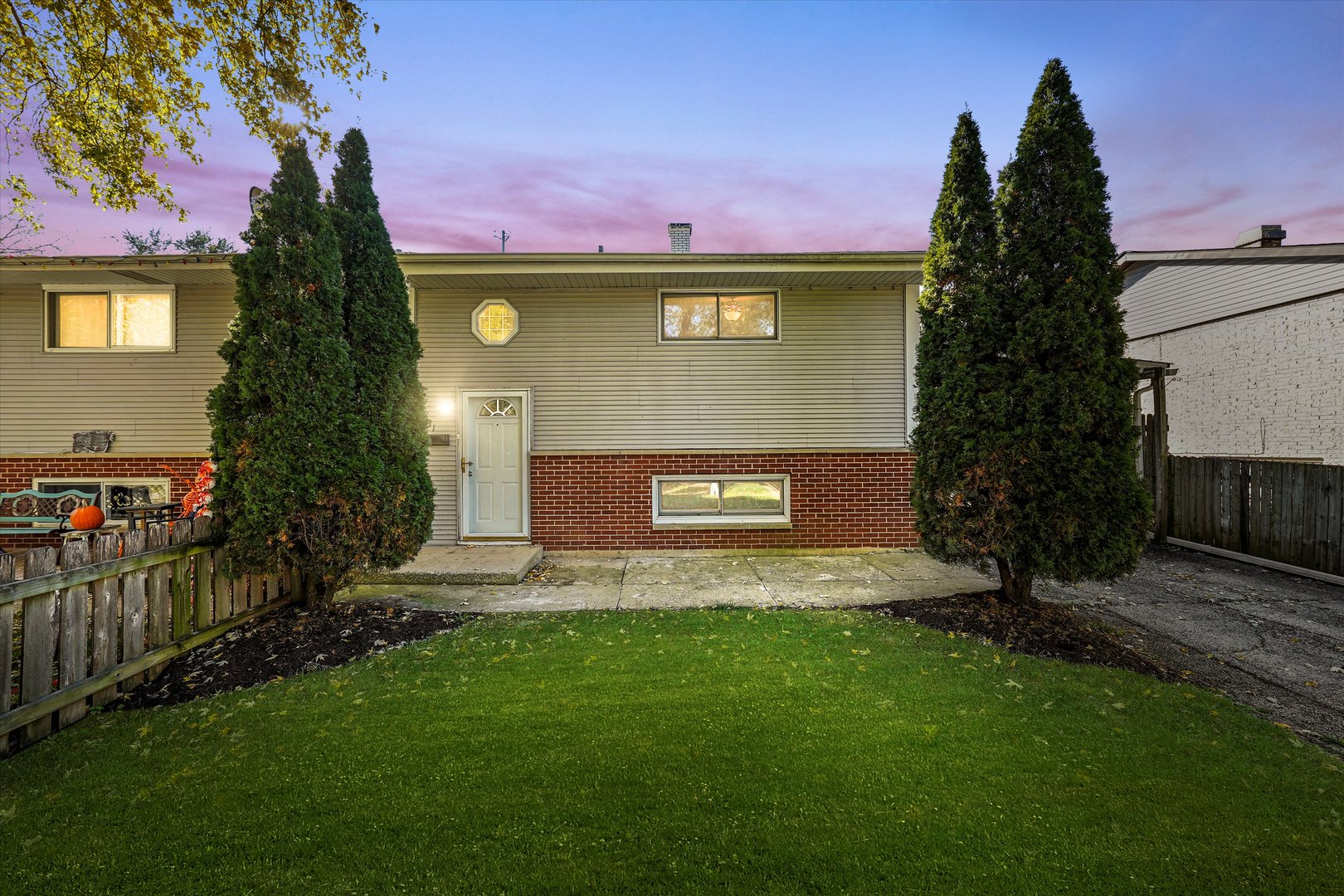 1331 Highland Avenue, Lockport, IL 60441