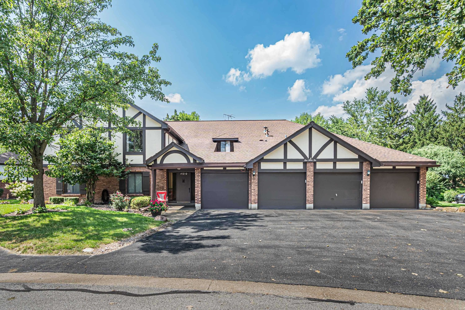 11210 S Cherry Court #52A, Palos Hills, IL 60465