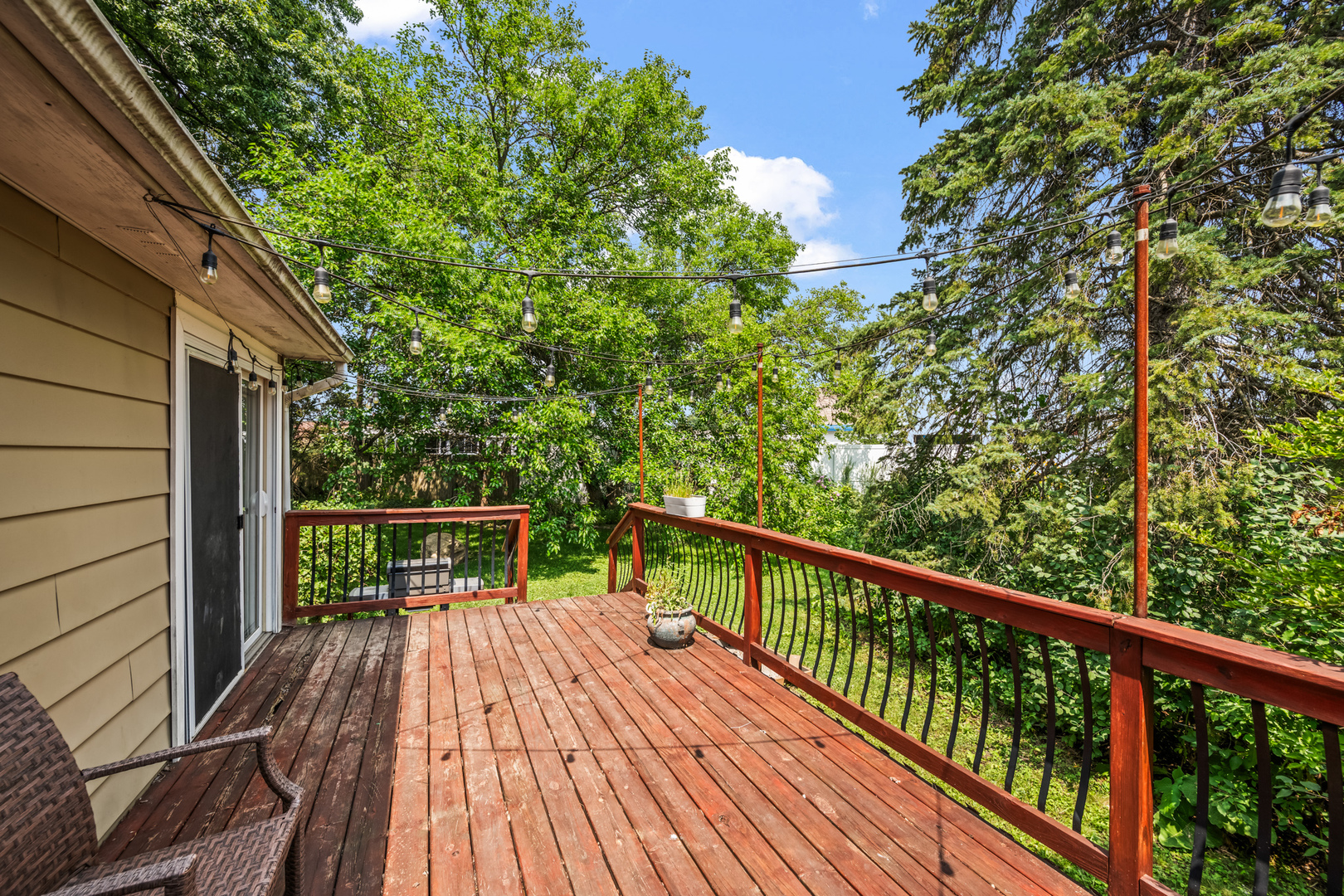 1504 E Olive Street, Arlington Heights, IL 60004