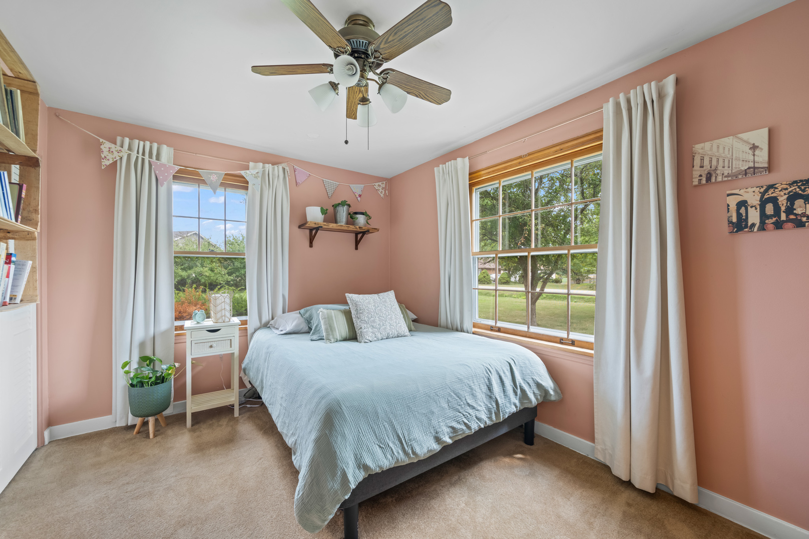 1504 E Olive Street, Arlington Heights, IL 60004