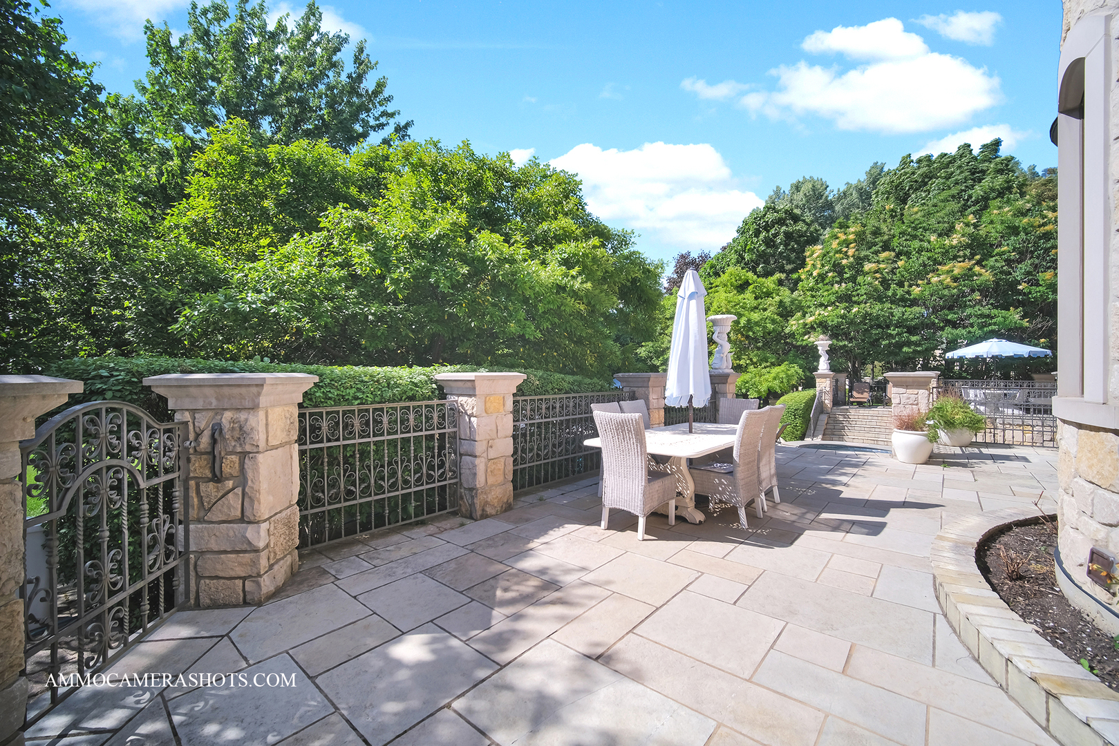 8 Brooke Lane, South Barrington, IL 60010