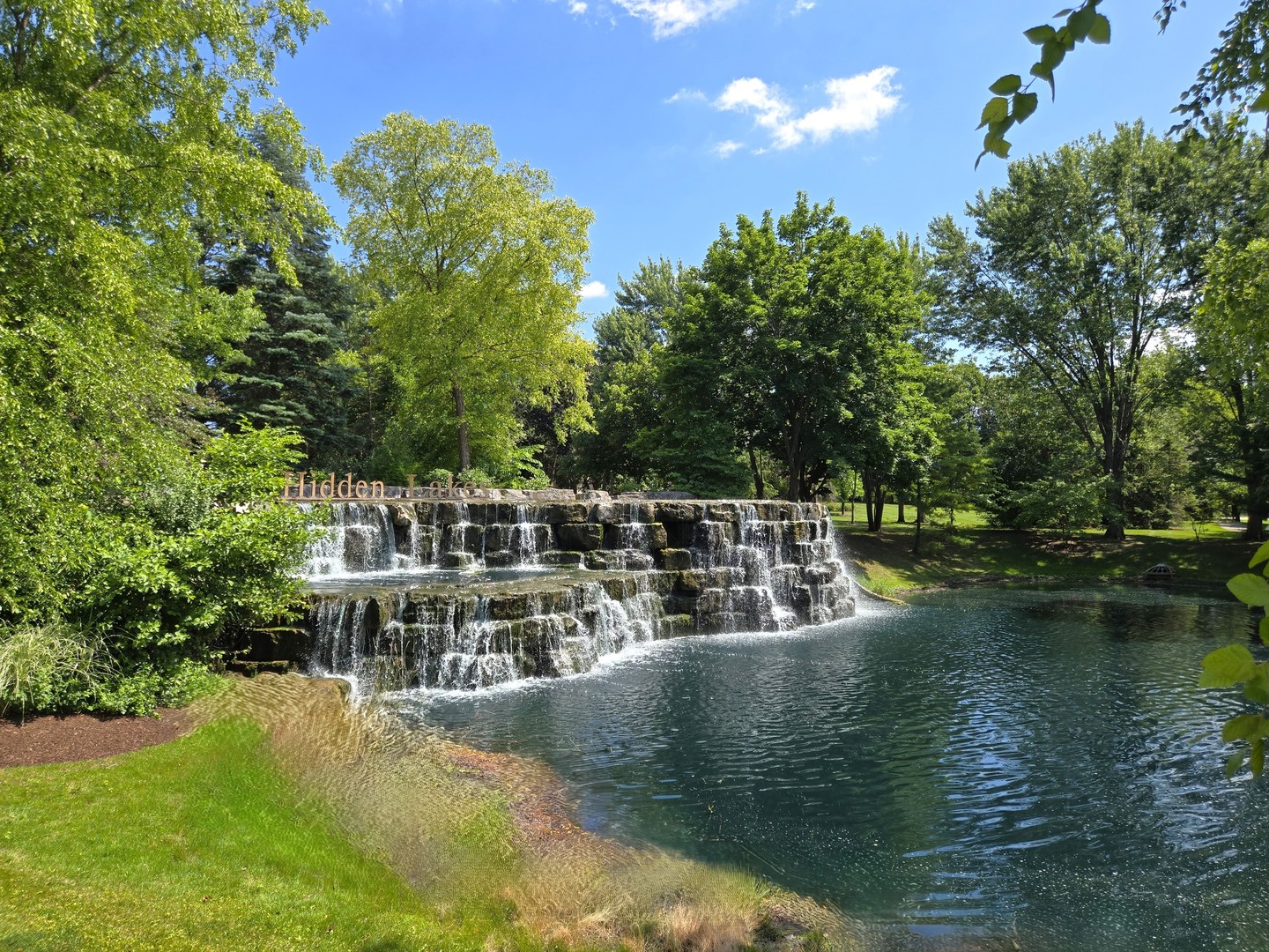 8 Brooke Lane, South Barrington, IL 60010