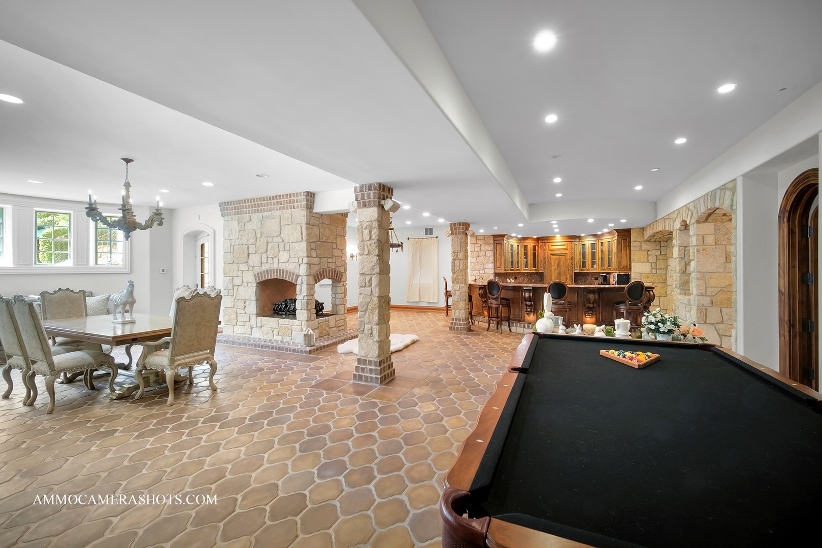 8 Brooke Lane, South Barrington, IL 60010