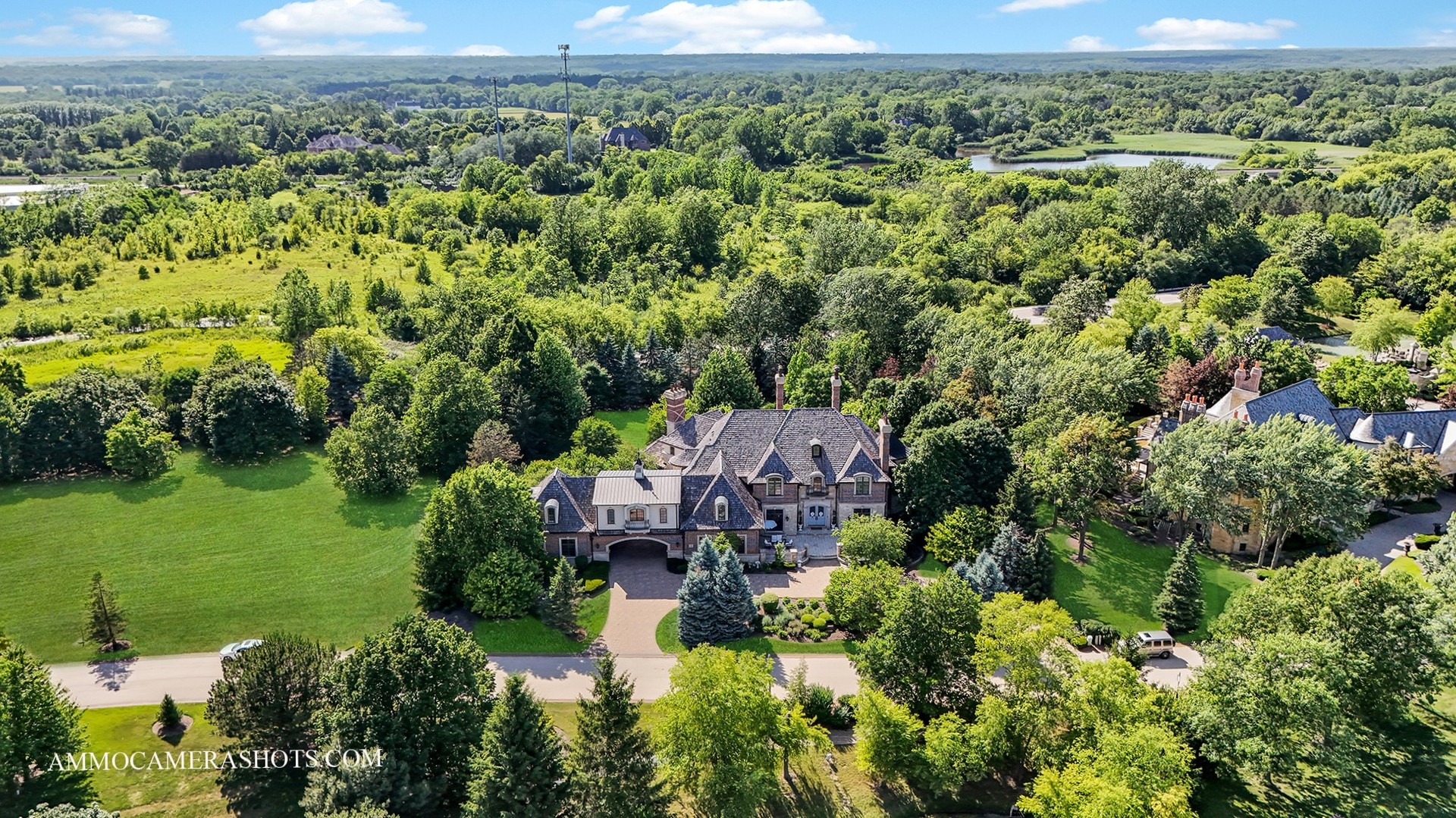 8 Brooke Lane, South Barrington, IL 60010