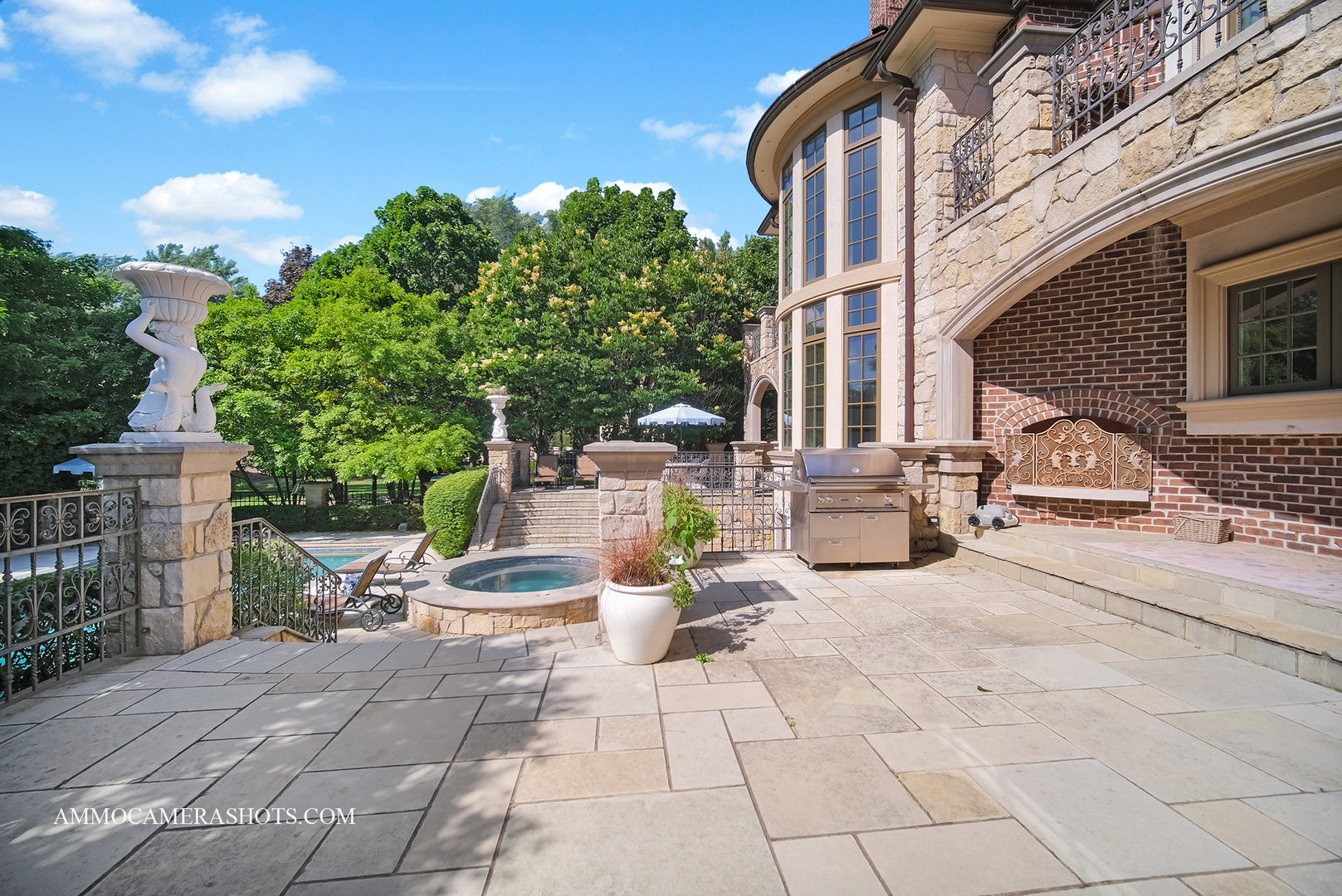 8 Brooke Lane, South Barrington, IL 60010
