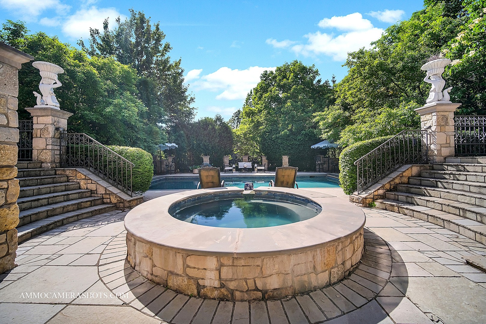 8 Brooke Lane, South Barrington, IL 60010