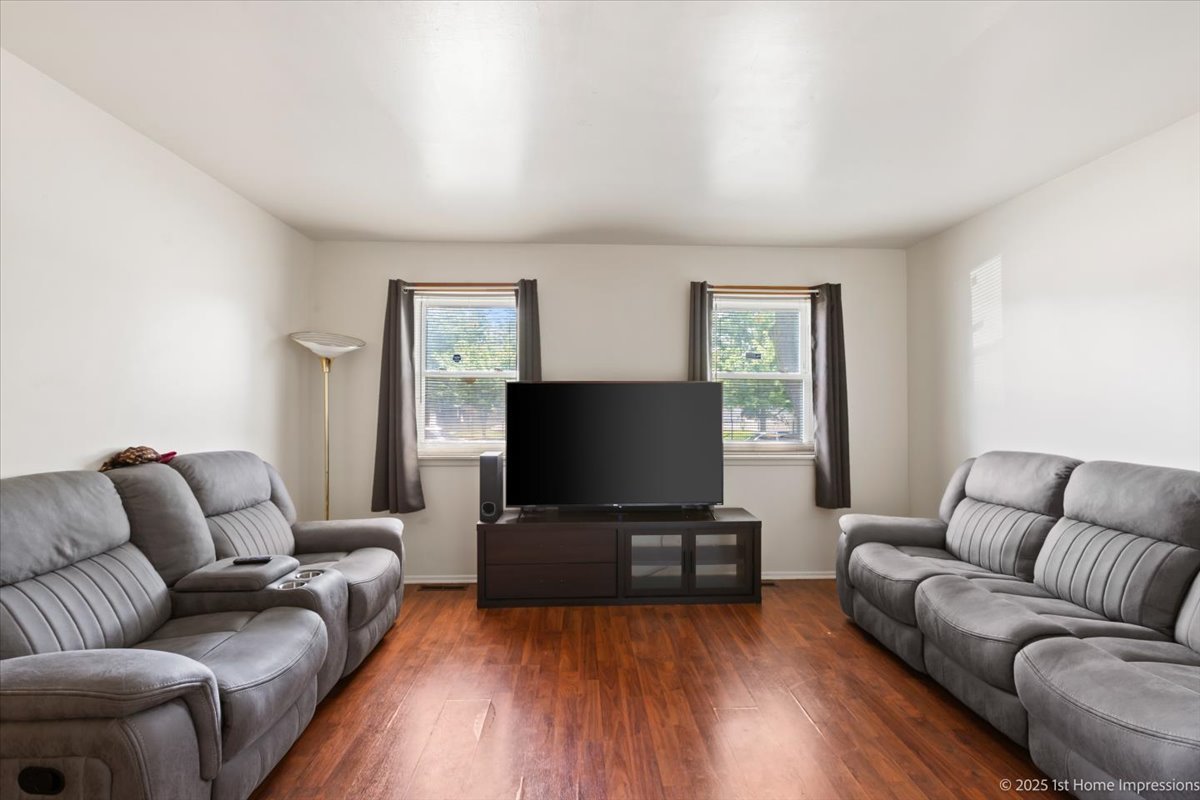644 W Englewood Avenue, Chicago, IL 60621