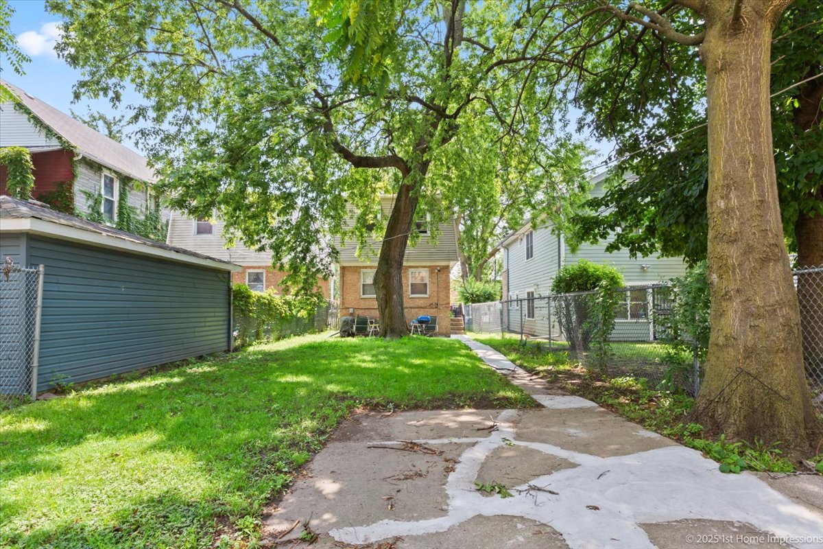 644 W Englewood Avenue, Chicago, IL 60621