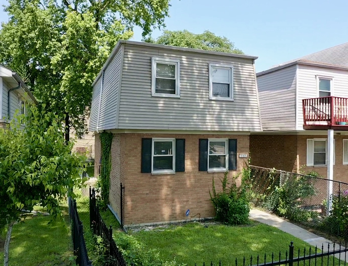 644 W Englewood Avenue, Chicago, IL 60621
