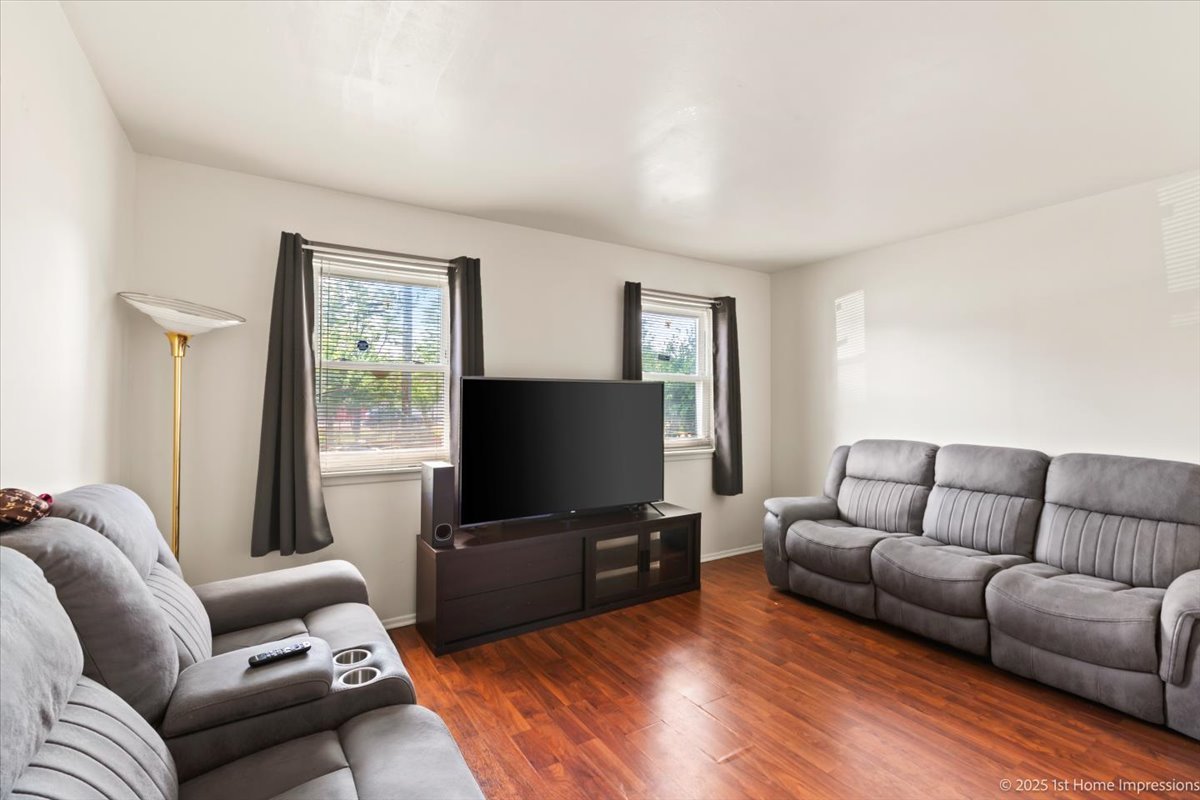 644 W Englewood Avenue, Chicago, IL 60621