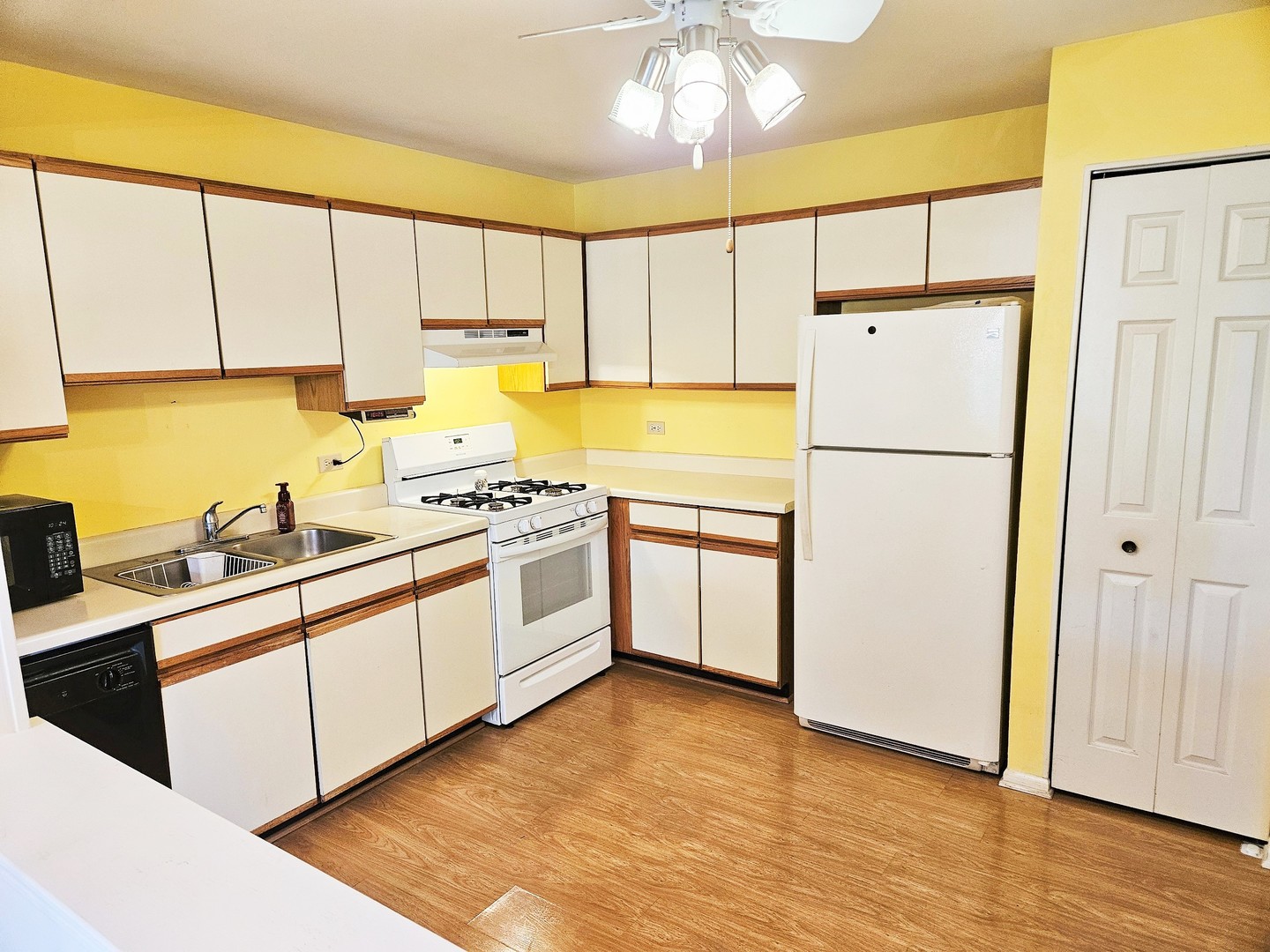 21 Rob Roy Lane #D, Prospect Heights, IL 60070