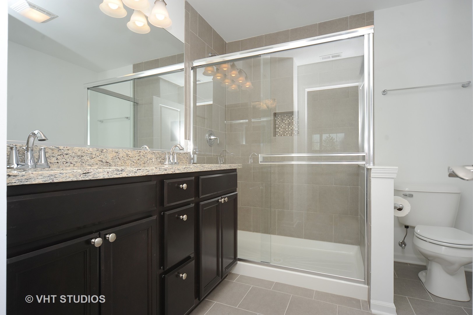 1206 Danforth Court, Vernon Hills, IL 60061