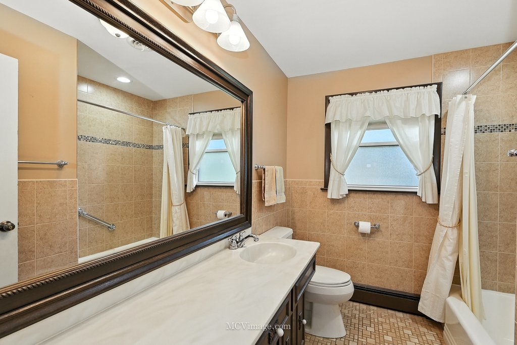 14345 S 87th Avenue, Orland Park, IL 60462