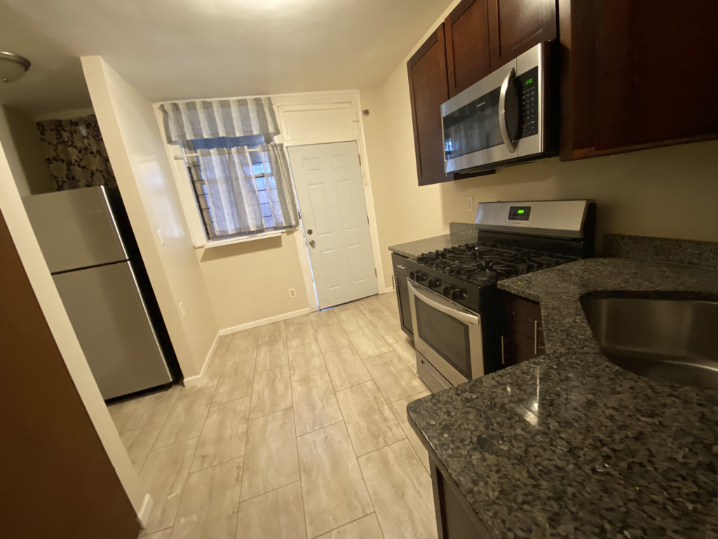 8146 S Maryland Avenue #3, Chicago, IL 60619