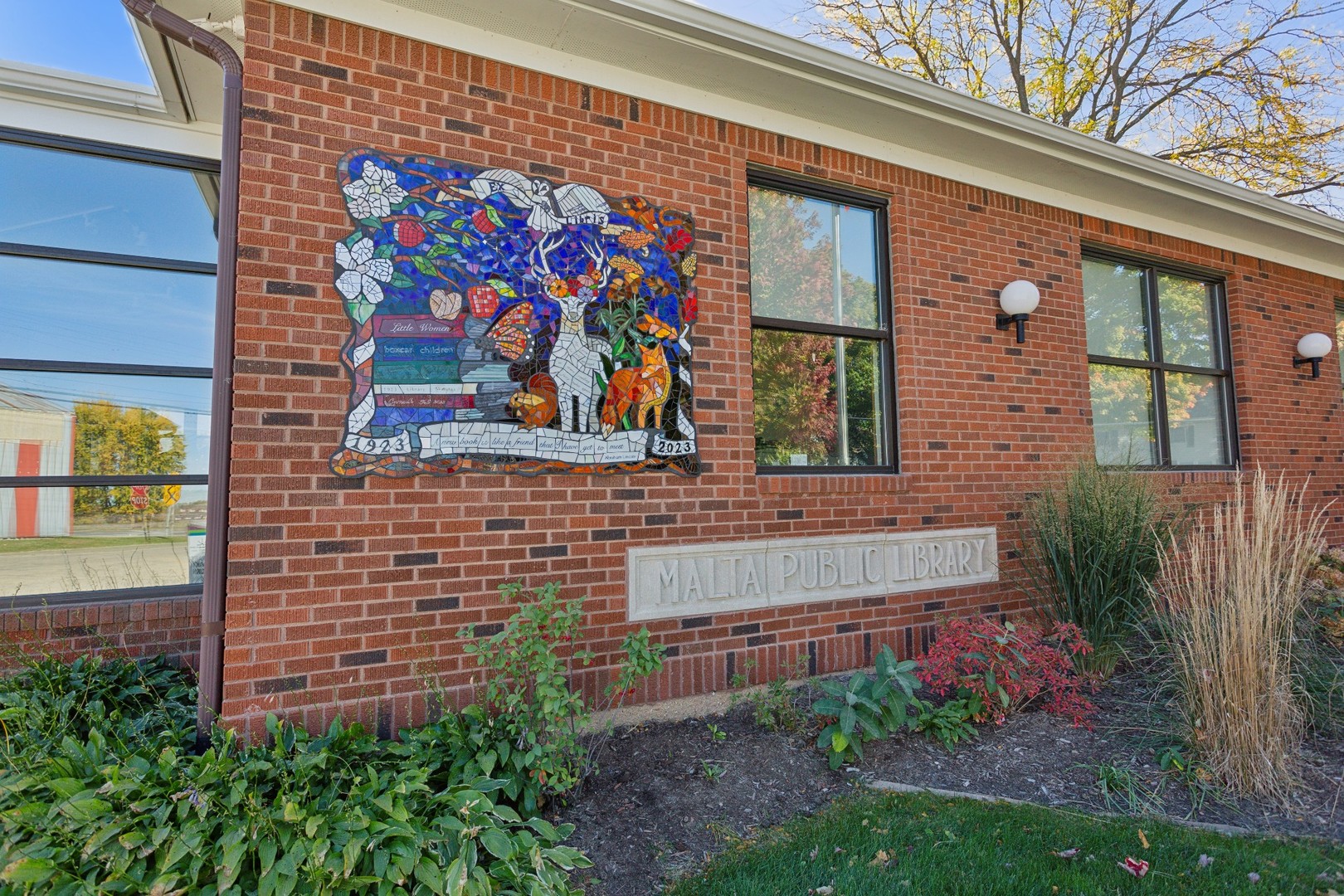 733 Prairie Pond Circle, Malta, IL 60150