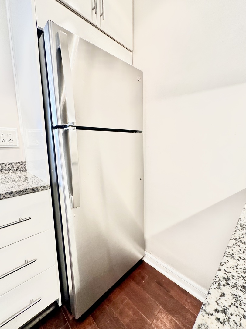 330 W Diversey Parkway #2509, Chicago, IL 60657