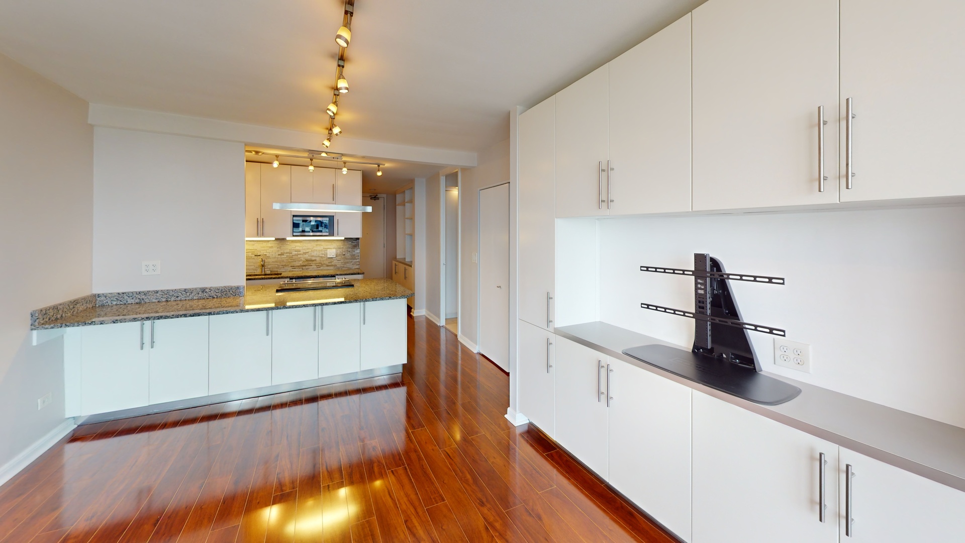330 W Diversey Parkway #2509, Chicago, IL 60657
