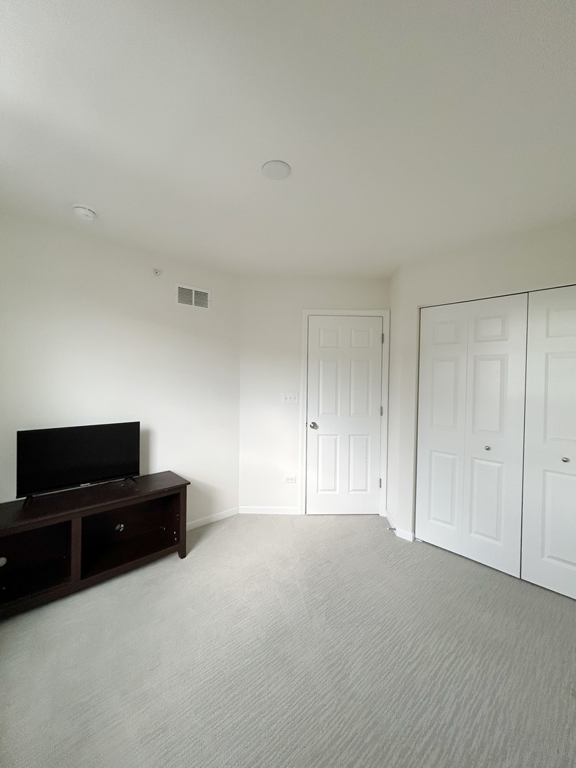 4449 Monroe Court, Naperville, IL 60564