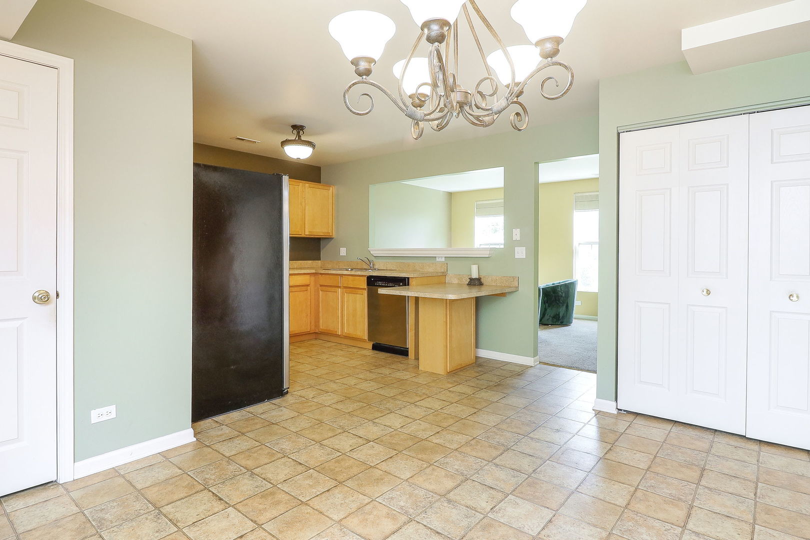 675 Serendipity Drive, Aurora, IL 60504