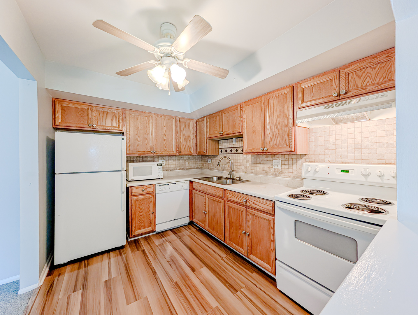 801 S Dwyer Avenue #D, Arlington Heights, IL 60005