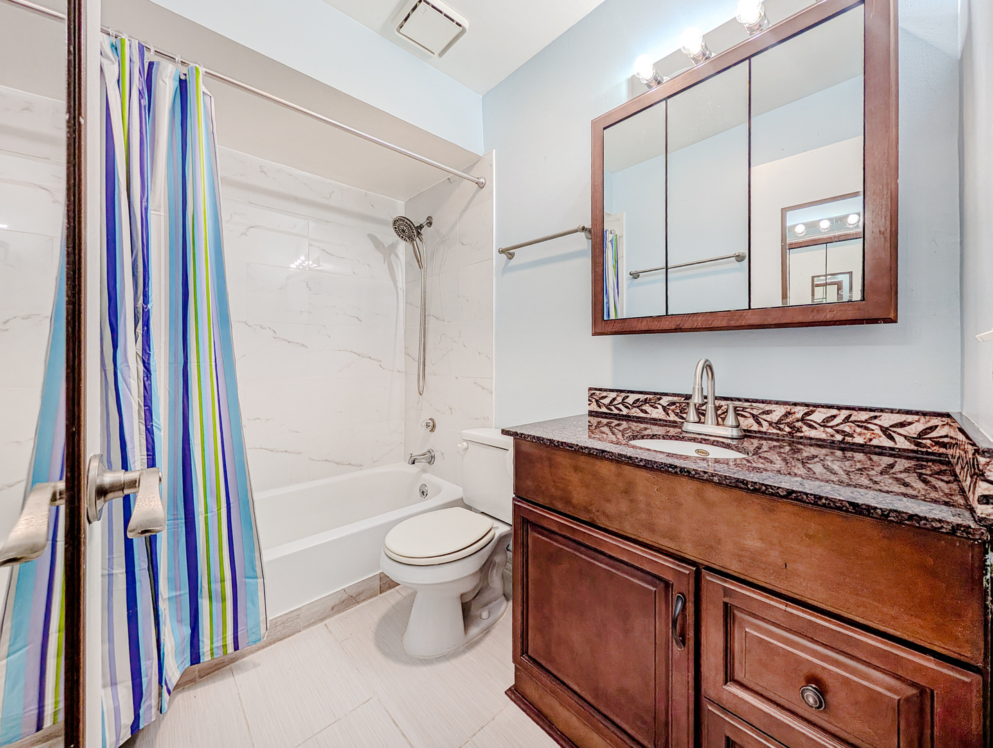 801 S Dwyer Avenue #D, Arlington Heights, IL 60005