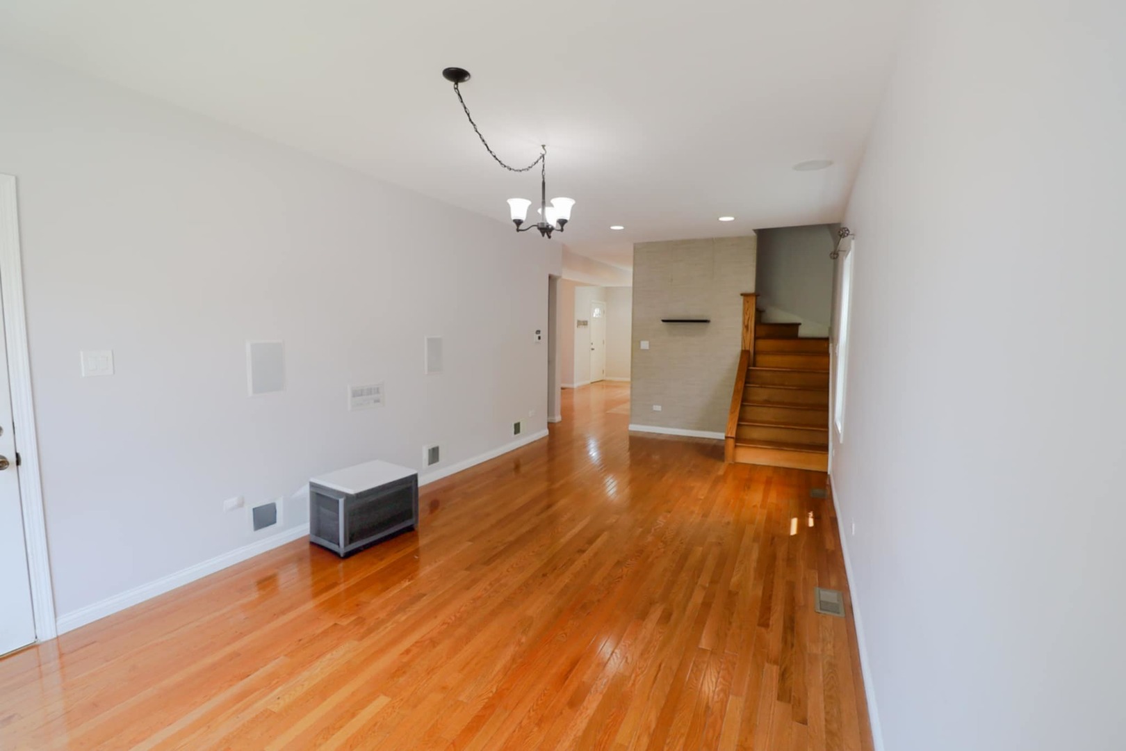 6341 W EDDY Street, Chicago, IL 60634