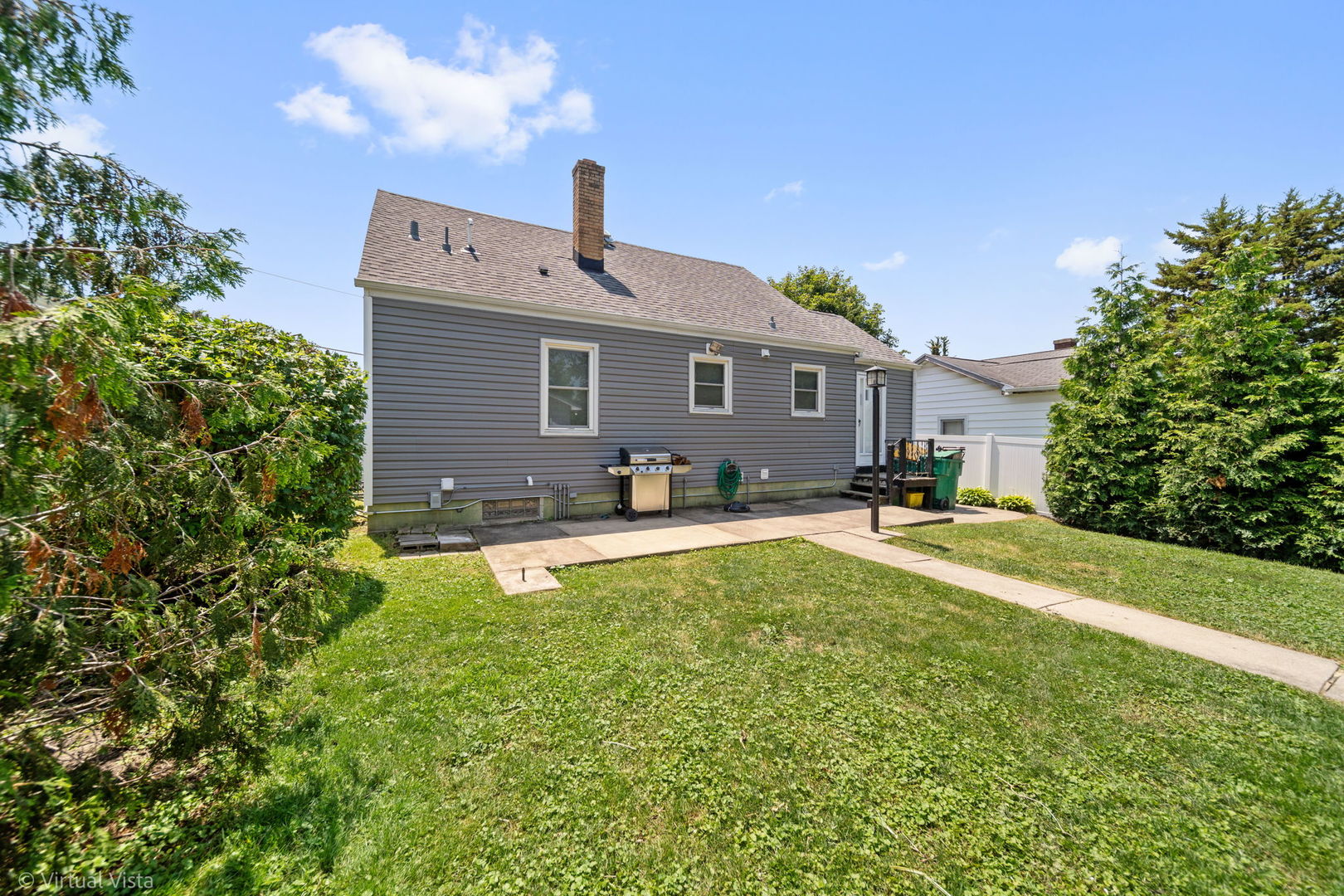 15 Ridge Road, Lemont, IL 60439