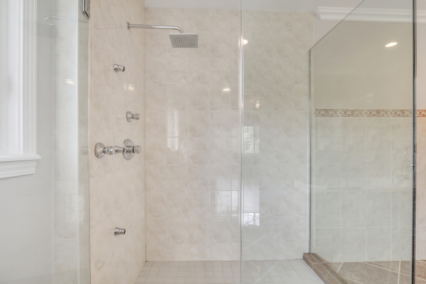 1206 Lynn Terrace, Highland Park, IL 60035