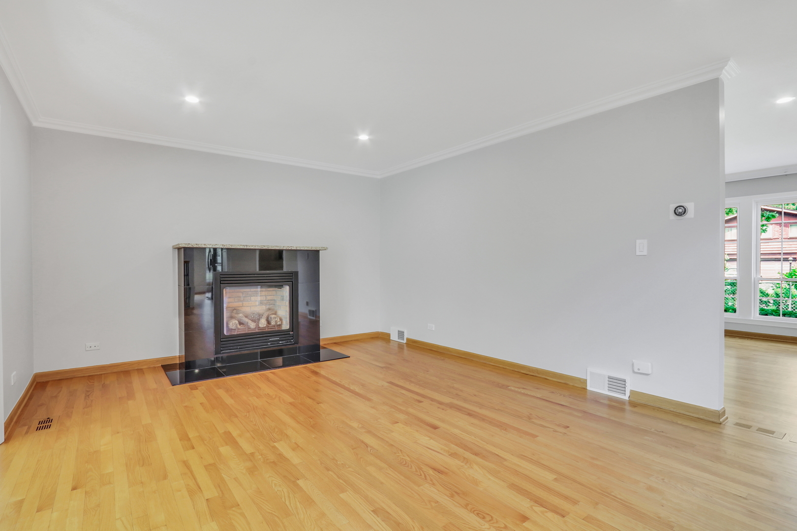 1206 Lynn Terrace, Highland Park, IL 60035
