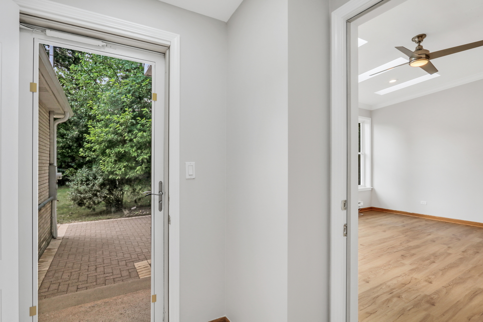 1206 Lynn Terrace, Highland Park, IL 60035