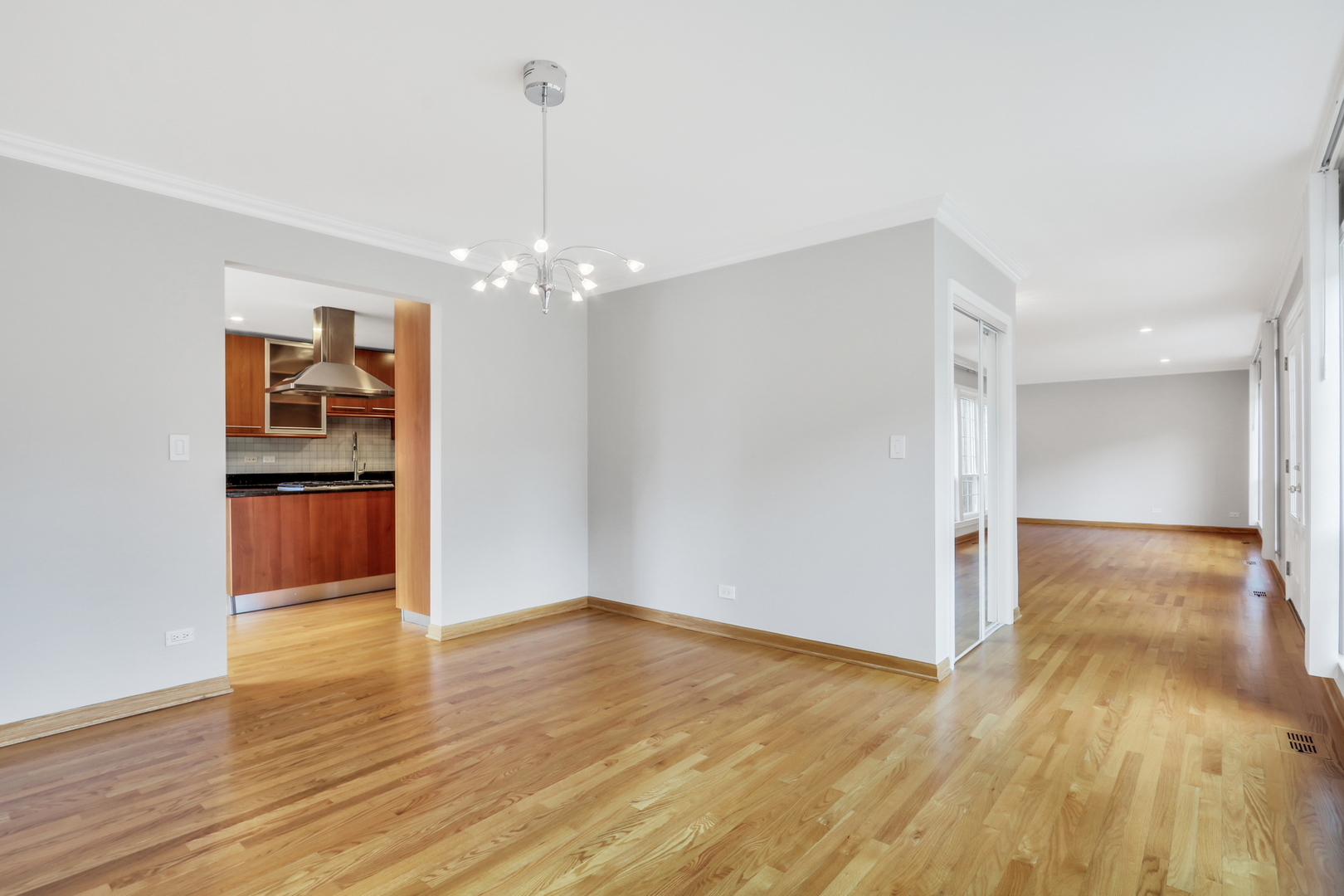 1206 Lynn Terrace, Highland Park, IL 60035
