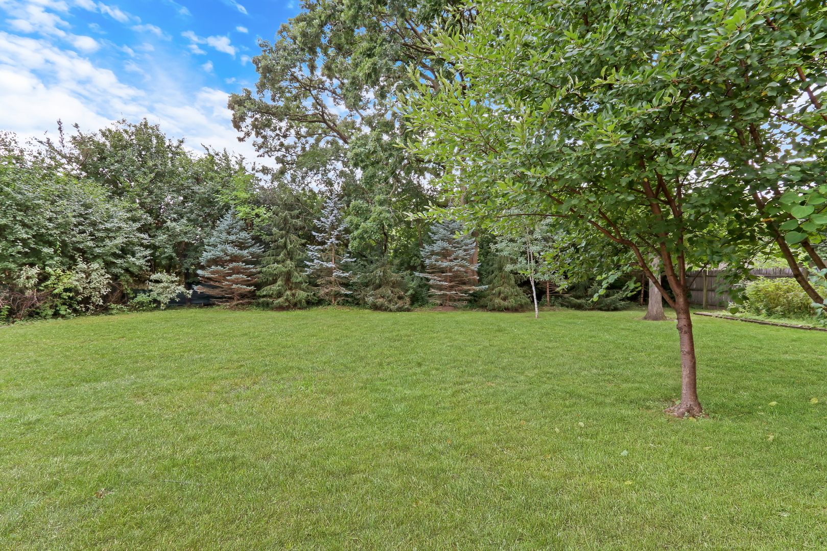 1206 Lynn Terrace, Highland Park, IL 60035