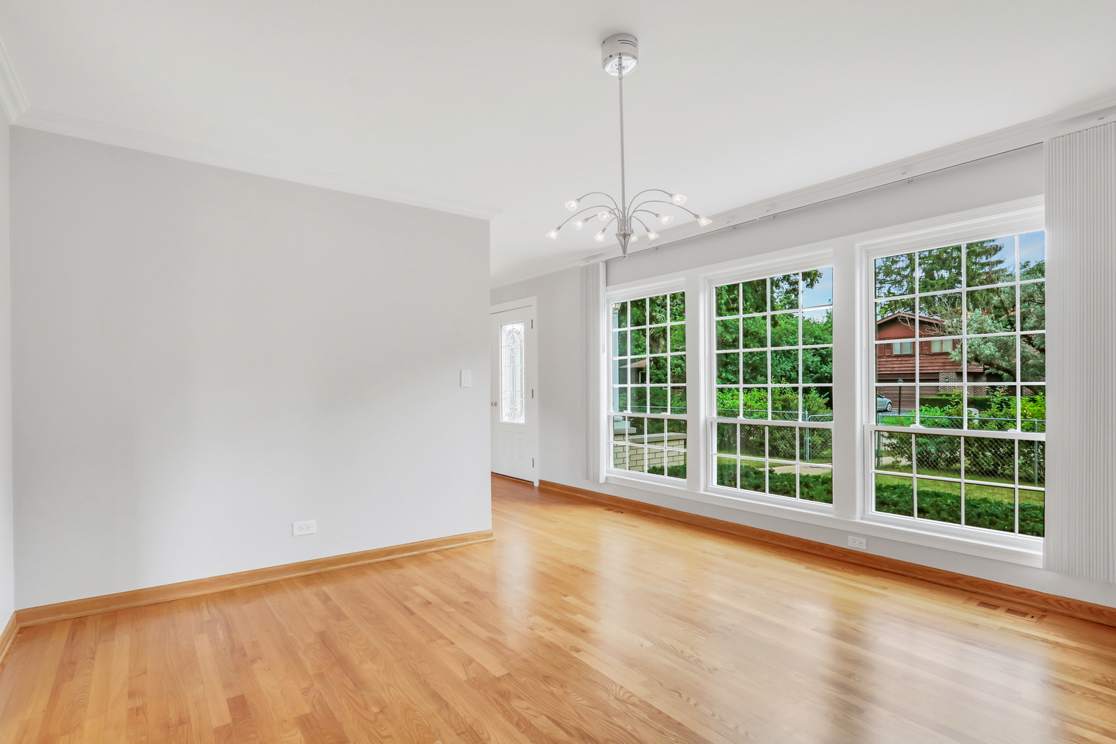 1206 Lynn Terrace, Highland Park, IL 60035