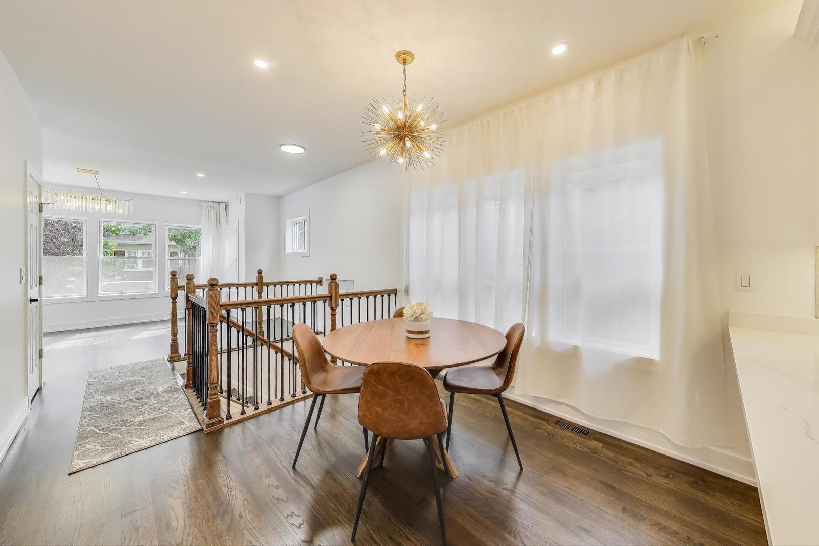 6446 S Whipple Street, Chicago, IL 60629