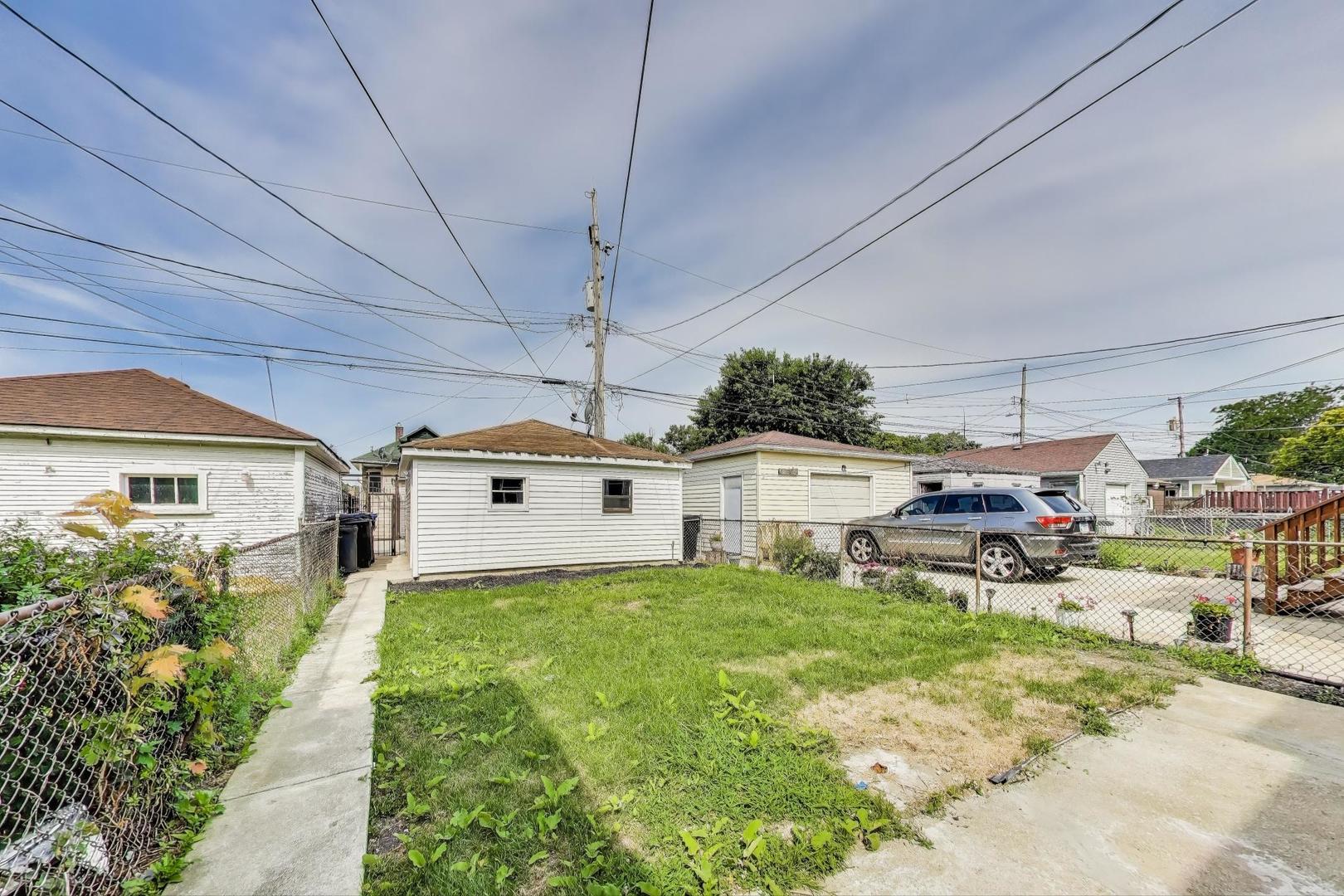 6446 S Whipple Street, Chicago, IL 60629