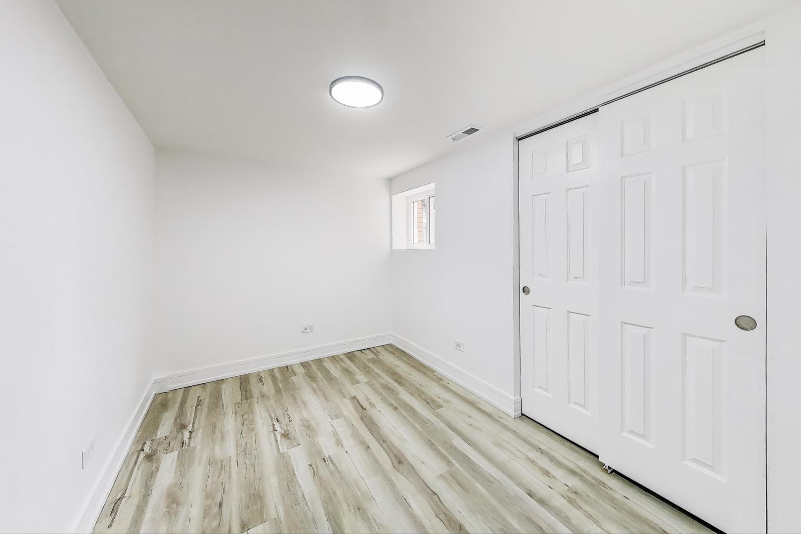6446 S Whipple Street, Chicago, IL 60629