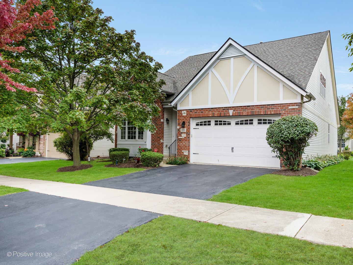 1771 Briarheath Drive, Aurora, IL 60505