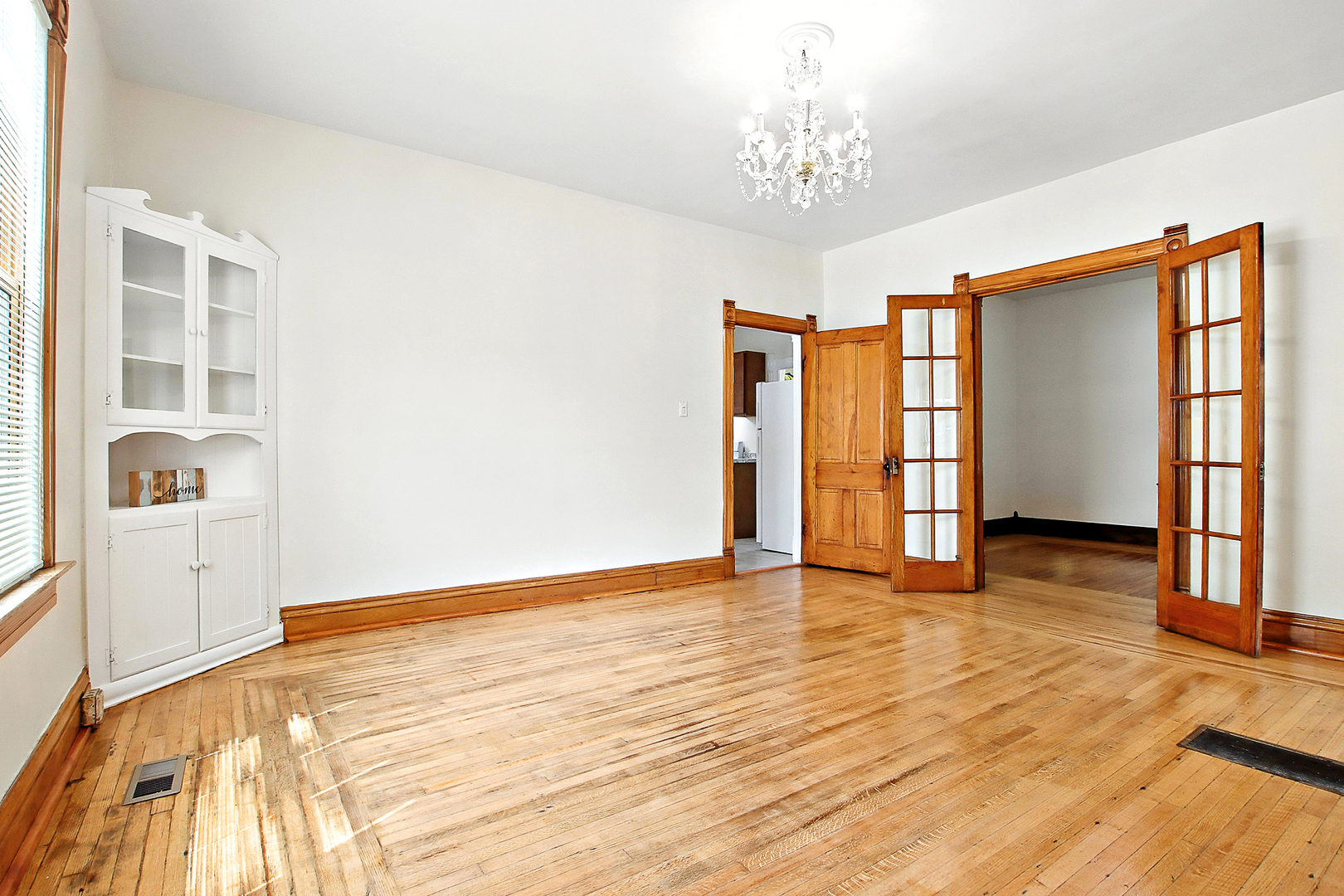 726 North Avenue, Waukegan, IL 60085