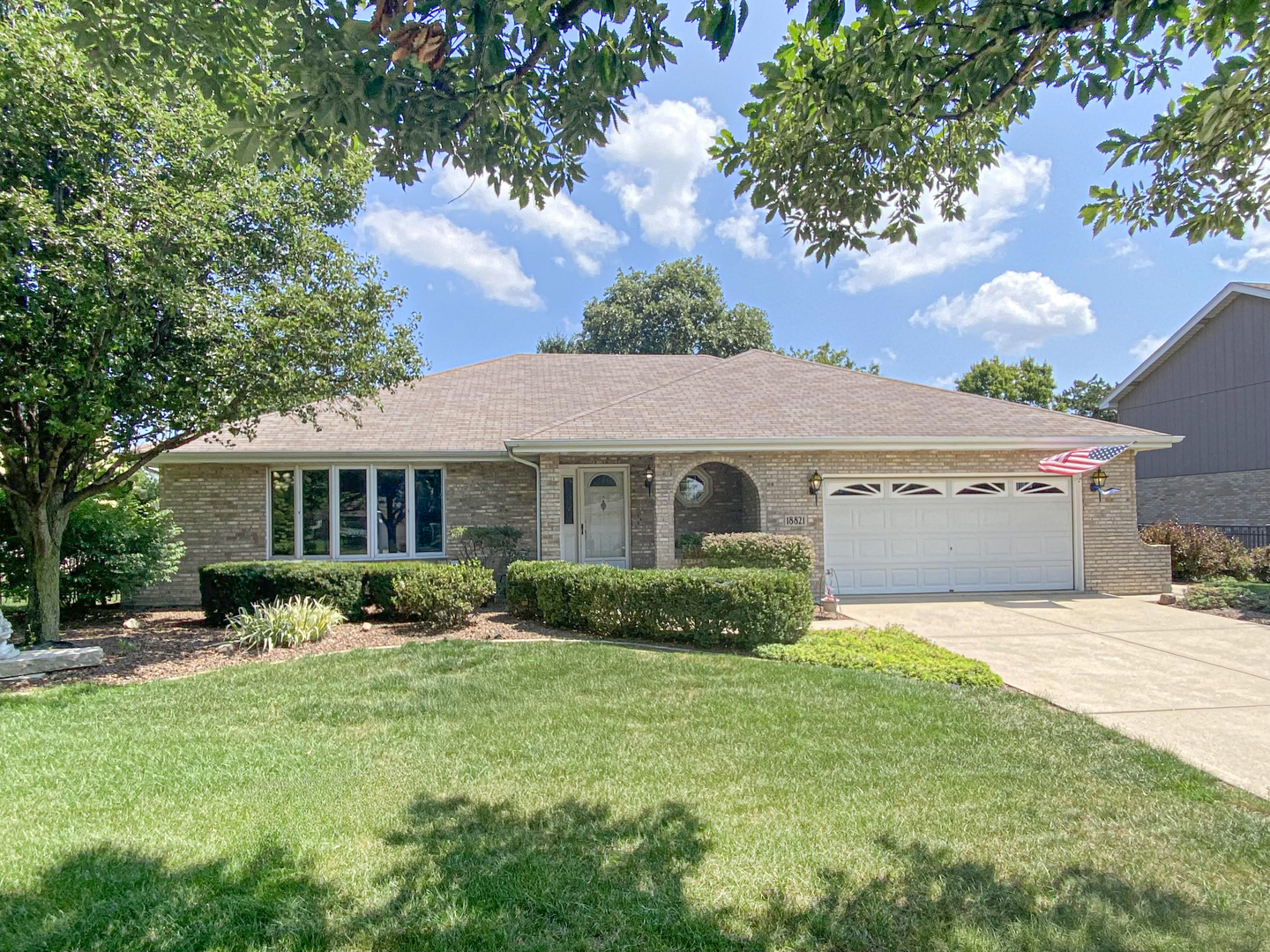 18821 Dickens Drive, Mokena, IL 60448