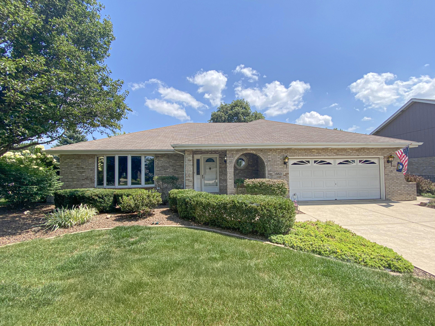 18821 Dickens Drive, Mokena, IL 60448