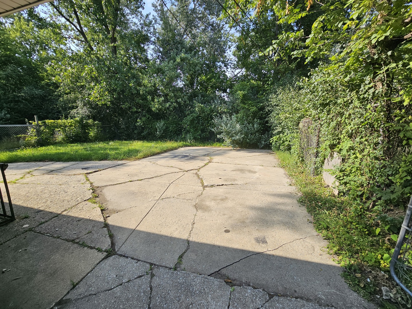 171 W 158th Place, Harvey, IL 60426