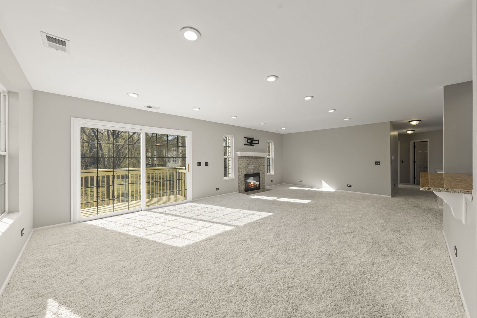 2623 Cobblestone Drive, Crystal Lake, IL 60012