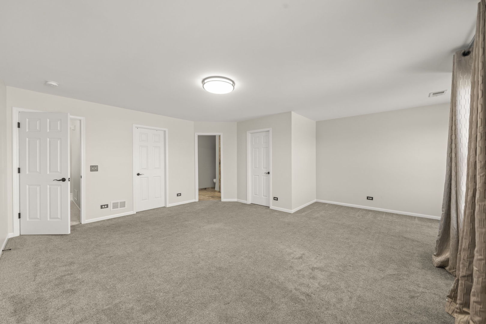 2623 Cobblestone Drive, Crystal Lake, IL 60012