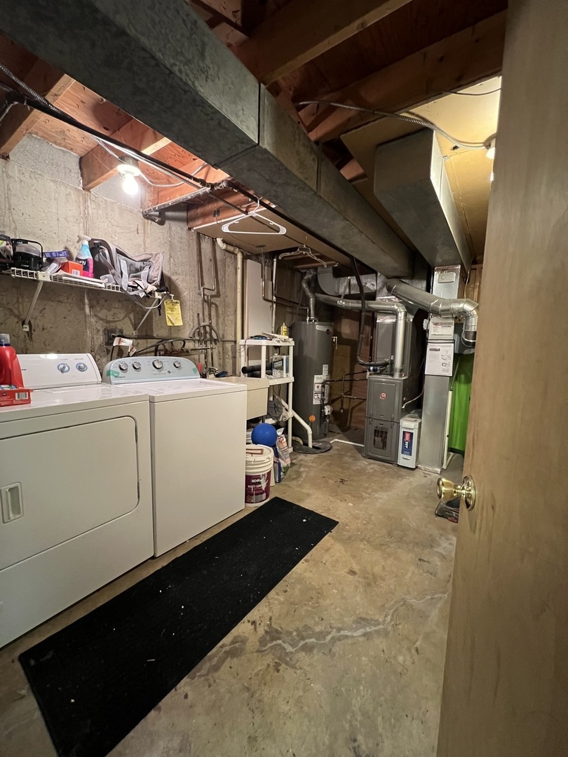 617 Westwood Court, Wheeling, IL 60090