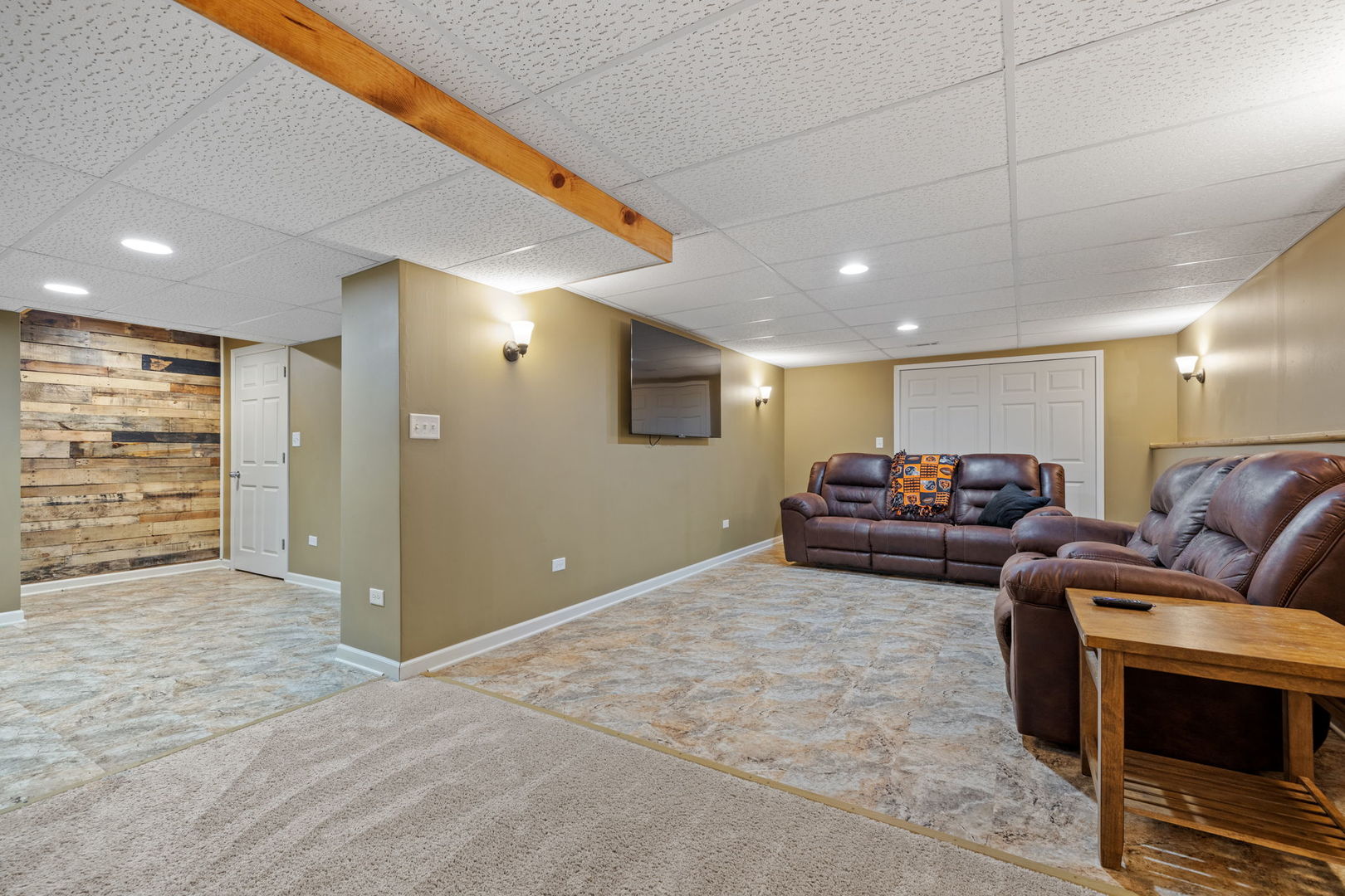 2332 Winterthur Green, Yorkville, IL 60560
