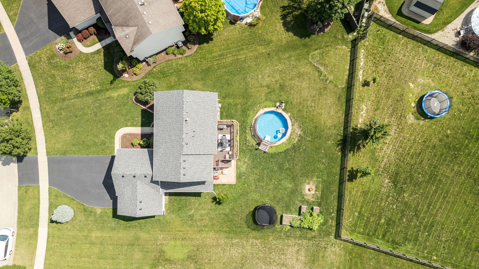 2332 Winterthur Green, Yorkville, IL 60560