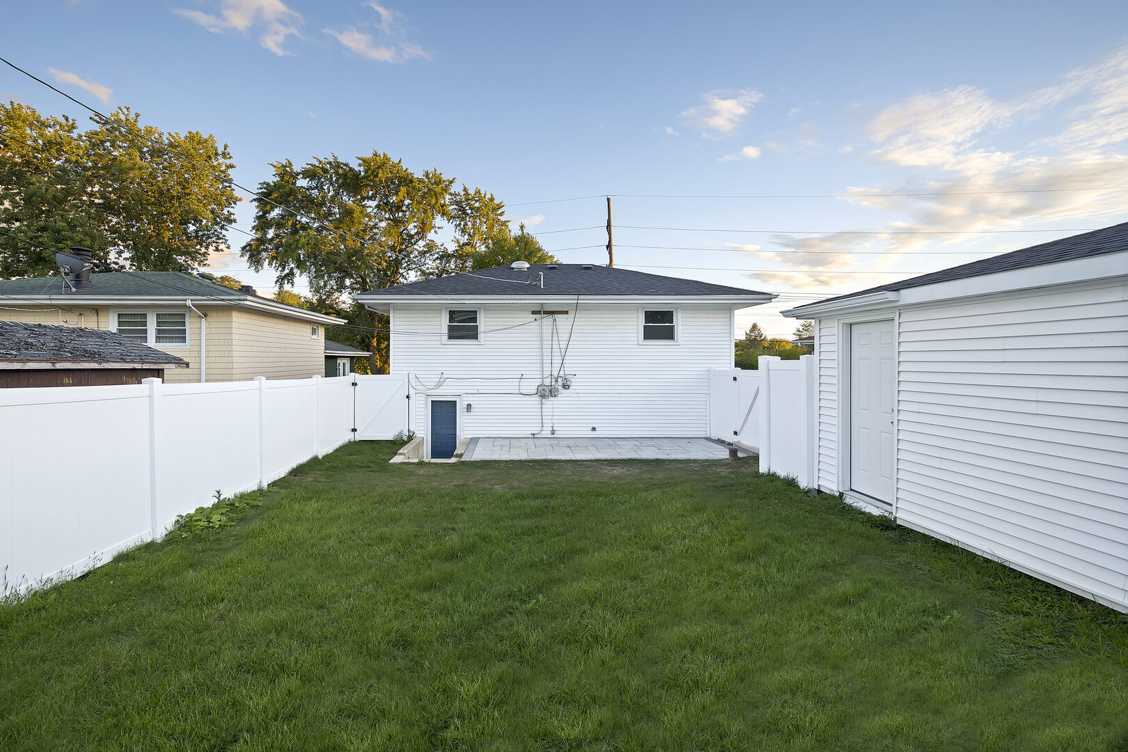 2614 Burlington Avenue, Downers Grove, IL 60515